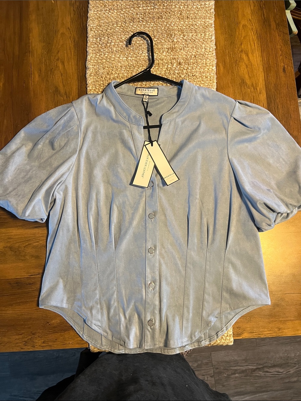 Bagatelle Collection New York XL Light Blue Puff Sleeve Button Front Top